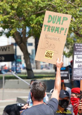 San Francisco, CA - 5 Eylül 2020: Ulusal Toplu Protesto, Trump Pence Out Şimdi! Körfez Bölgesi Etkinliği Faşizm Körfezi Bölgesi.