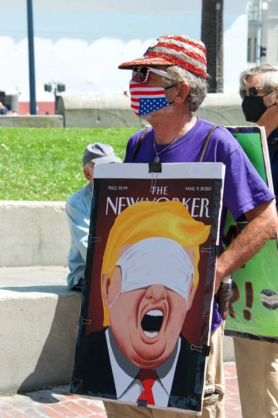 San Francisco, CA - 5 Eylül 2020: Ulusal Toplu Protesto, Trump Pence Out Şimdi! Körfez Bölgesi Etkinliği Faşizm Körfezi Bölgesi.