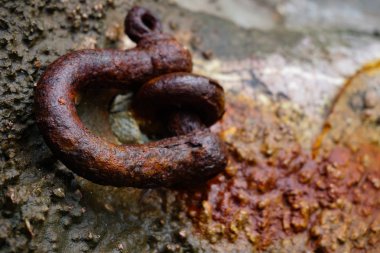 İp ve çengel üstünde belgili tanımlık rıhtım