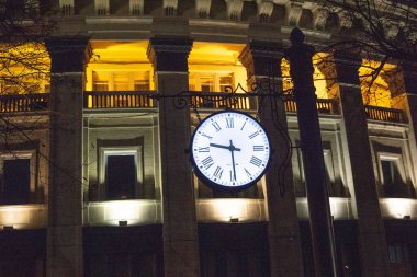 Novosibirsk ile bir saat içinde Opera Tiyatrosu