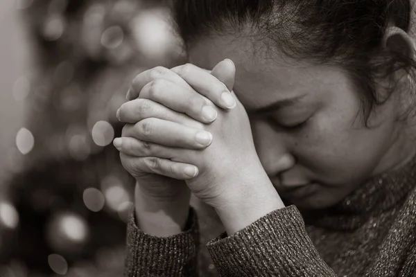 Black White Image Concept Asian Woman Clinging God What She — Stock Photo, Image