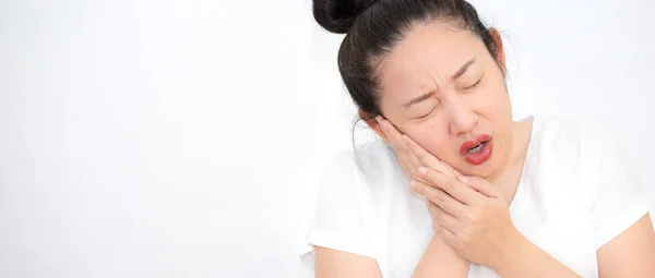 Ein Bild Einer Frau Mit Zahnschmerzen Die Ihre Hand Auf — Stockfoto