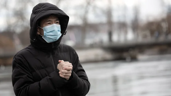 Imagem Jovem Asiático Usando Uma Máscara Para Evitar Germes Fumos — Fotografia de Stock