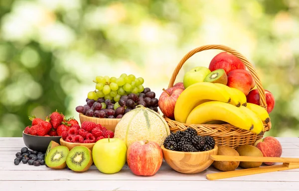 Group Healthy Fresh Fruit Wooden Basket Vitamins Bananas Kiwi Grapes — Stock Photo, Image