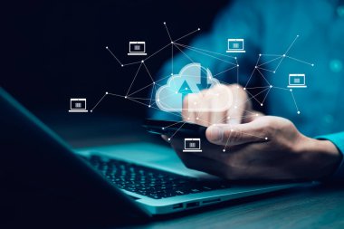 Bulut teknolojisi konsepti Küresel Meta Sistemler Ağı, İnternet bulut teknolojisi ve Dosya Aktarım yedekleme kopyası ile İnsan el ele verisi, Telekomünikasyon için Küresel İş İnternet