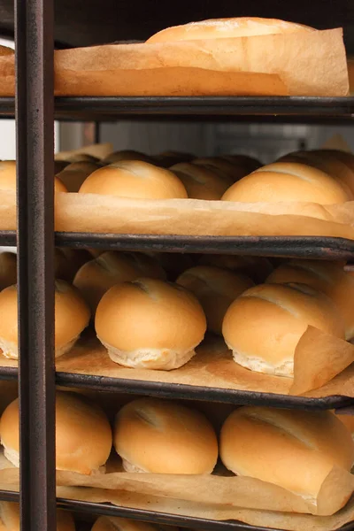 Bread even in the cart just out of the oven — Stock Photo, Image