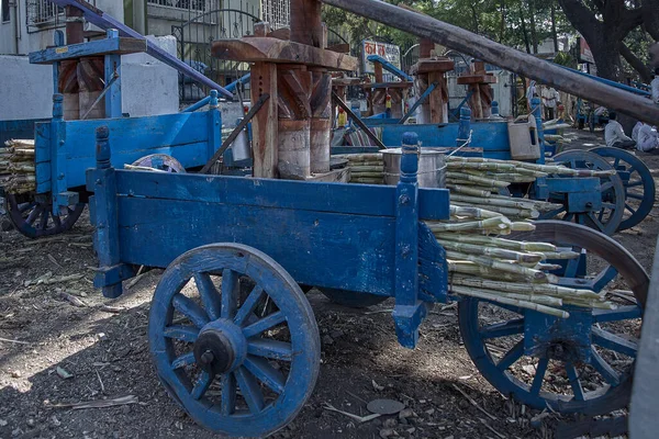 Apr 2006 Traditionella Handgjorda Trä Shugarcaine Juice Kross Maskin Pune — Stockfoto