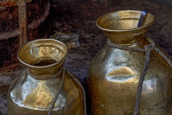 Nov 2007 Traditional Brass Milk Caring Vassell Pushkar Rajasthan India — Stock Photo, Image