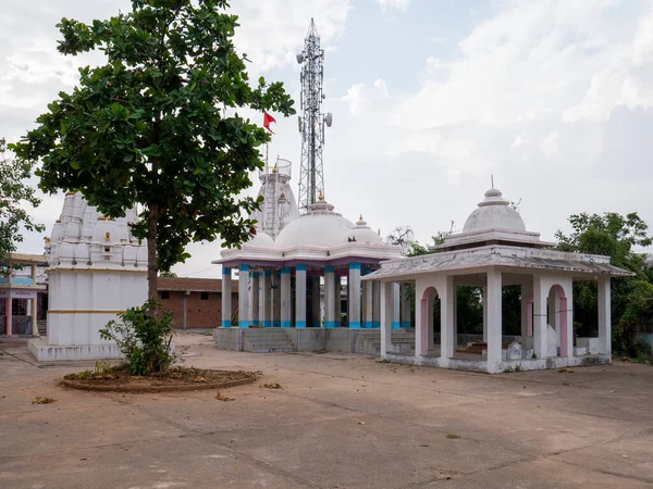 02 Kasım 2019 Shiv Shakti Tapınağı kompleksi Idar SabArkantha Gujarat yakınlarında