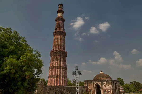 11Nov 2009 Pilar Hierro Del Siglo At1193 14º Qutb Minar — Foto de Stock