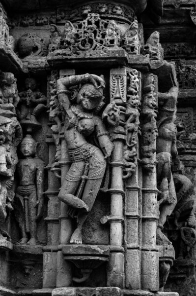 02 15 2010 Древнее наследие Джайн Храм в Поло Лес Джайн Архитектура Абхапур-Лахена Джайн Храм 40 км от IDAR Сабарканта Гуджарат Индия