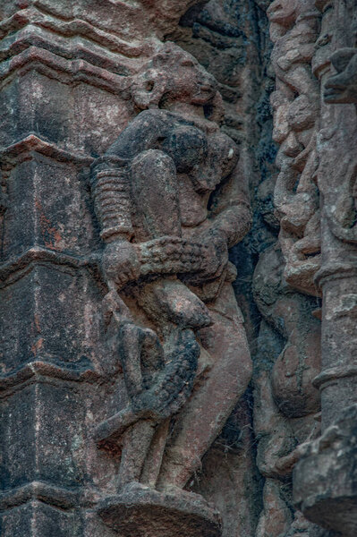 02 15 2010 Древнее наследие Джайн Храм в Поло Лес Джайн Архитектура Абхапур-Лахена Джайн Храм 40 км от IDAR Сабарканта Гуджарат Индия