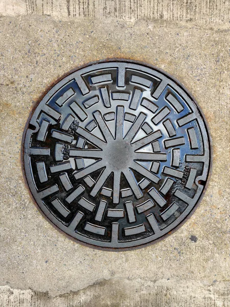 Paved Street City Metal Hatch Waste Water Manhole Cap Manhole — Stock Photo, Image