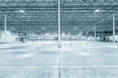 Boş depo ya da garajın içi