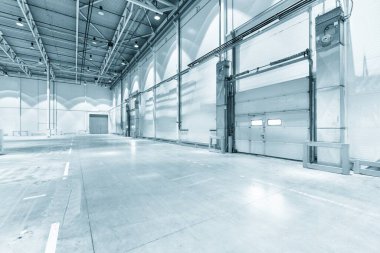 Boş depo ya da garajın içi