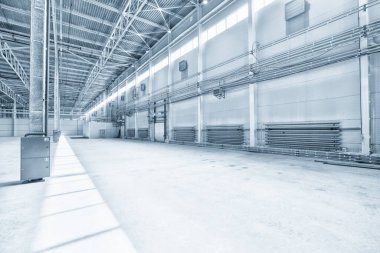 Boş depo ya da garajın içi