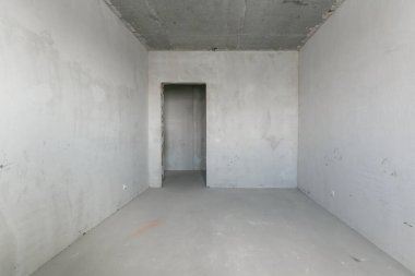 Dairenin içi gri renklerle süslenmemiş.