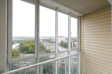 Apartmanın balkonundan manzara