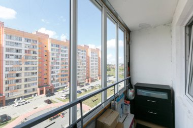 Apartmanın balkonundan manzara