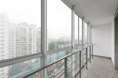 Apartmanın balkonundan manzara