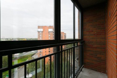 Apartmanın balkonundan manzara