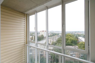 Apartmanın balkonundan manzara