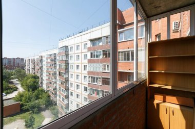 Apartmanın balkonundan manzara