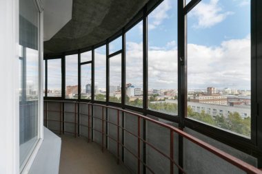 Apartmanın balkonundan manzara