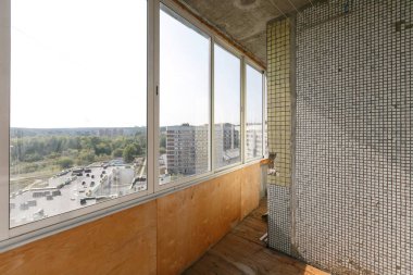 Apartmanın balkonundan manzara