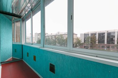 Apartmanın balkonundan manzara