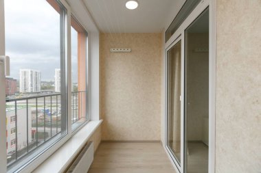 Apartmanın balkonundan manzara