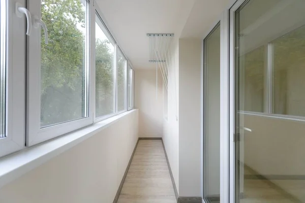 Apartmanın balkonundan manzara