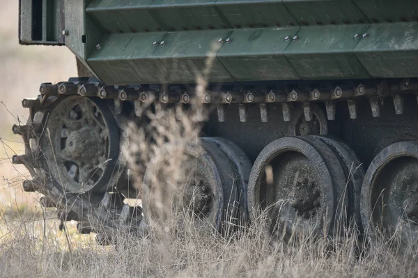 Небезпечні Танкові Гусениці Можна Побачити Полі Бою — стокове фото