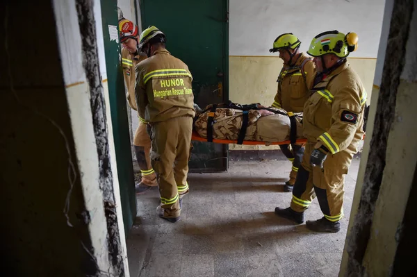 Emergency rescue team in action during NATO Vigorous Warrior 19 exercise — Stock Photo, Image