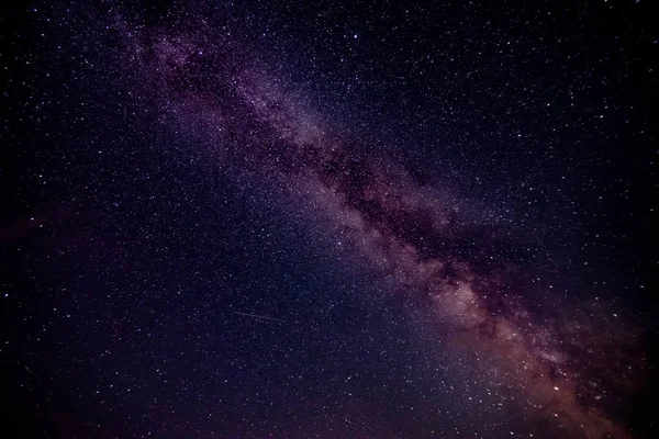 Galaxia Vía Láctea con estrellas y polvo espacial en el universo. — Foto de Stock