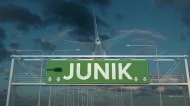 Junik Kosovo 'ya inen uçak.