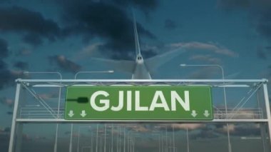 Gjilan Kosova 'ya inen uçak.