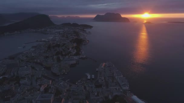 Alesund Město Norway Oblačném Dni Mořském Pobřeží — Stock video