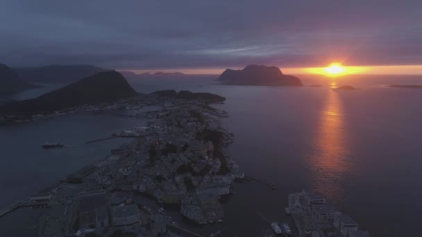 Alesund Město Norway Oblačném Dni Mořském Pobřeží — Stock video