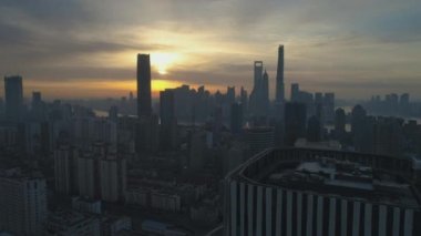 Gün doğumunda Şangay silueti gökyüzü porselen 2