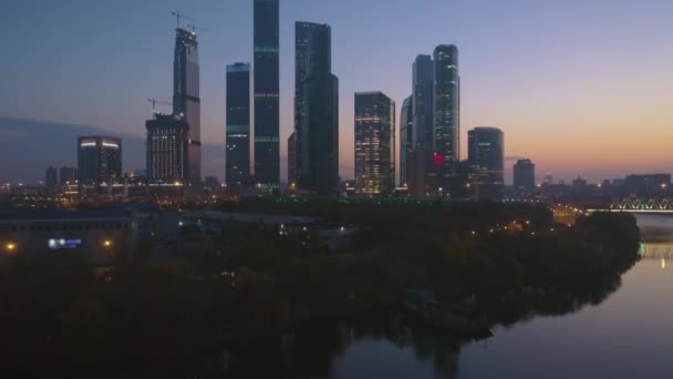 Skyskrapor Moskos Affärscentrum — Stockvideo