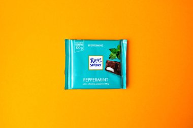 Zhytomyr, Ukrayna 2 Haziran 2020: Ritter Spor Çikolatalarının Çeşitliliği. Ritter Sport 1912 yılında Stuttgart-Bad Cannstatt, Almanya 'da kuruldu.