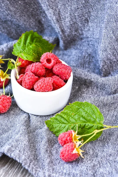 Ripe Red Raspberries White Bowl Green Leaves Wooden Background Copy — Stock Photo, Image