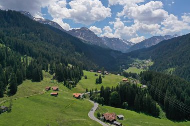 İsviçre Alpleri sihirli görünüm 