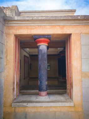 Girit, Yunanistan 'da düğüm evi. Minoan Knossos Sarayı 'nın kalıntıları. Ünlü Minos sarayı Knossos 'un antik harabelerinin ayrıntıları. 