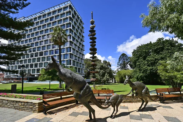 Perth Australia November 2017 Sculpture Kangaroos Column Collection Minerals Public — Stock Photo, Image