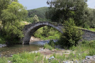 Bulgaristan, eski taş köprü 