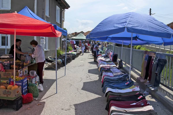 Satovcha Bulgaria June 2018 Unidentified People Weekly Street Market Rural — Stock Photo, Image