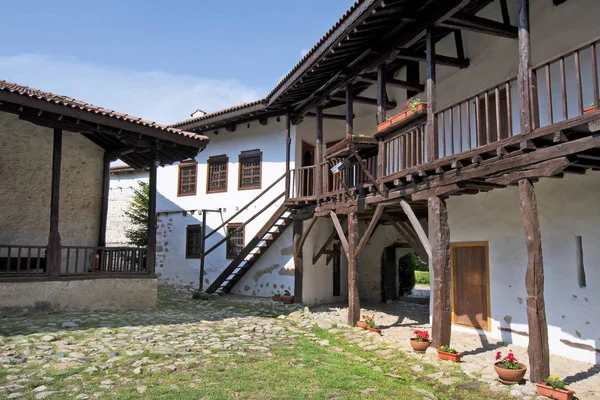 Bulgaria Patio Del Monasterio Rozhen Cerca Melnik —  Fotos de Stock