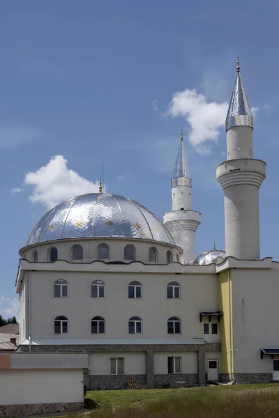 Bułgaria Nowoczesne Meczet Minaretem Dospat Południowej Bułgarii — Zdjęcie stockowe